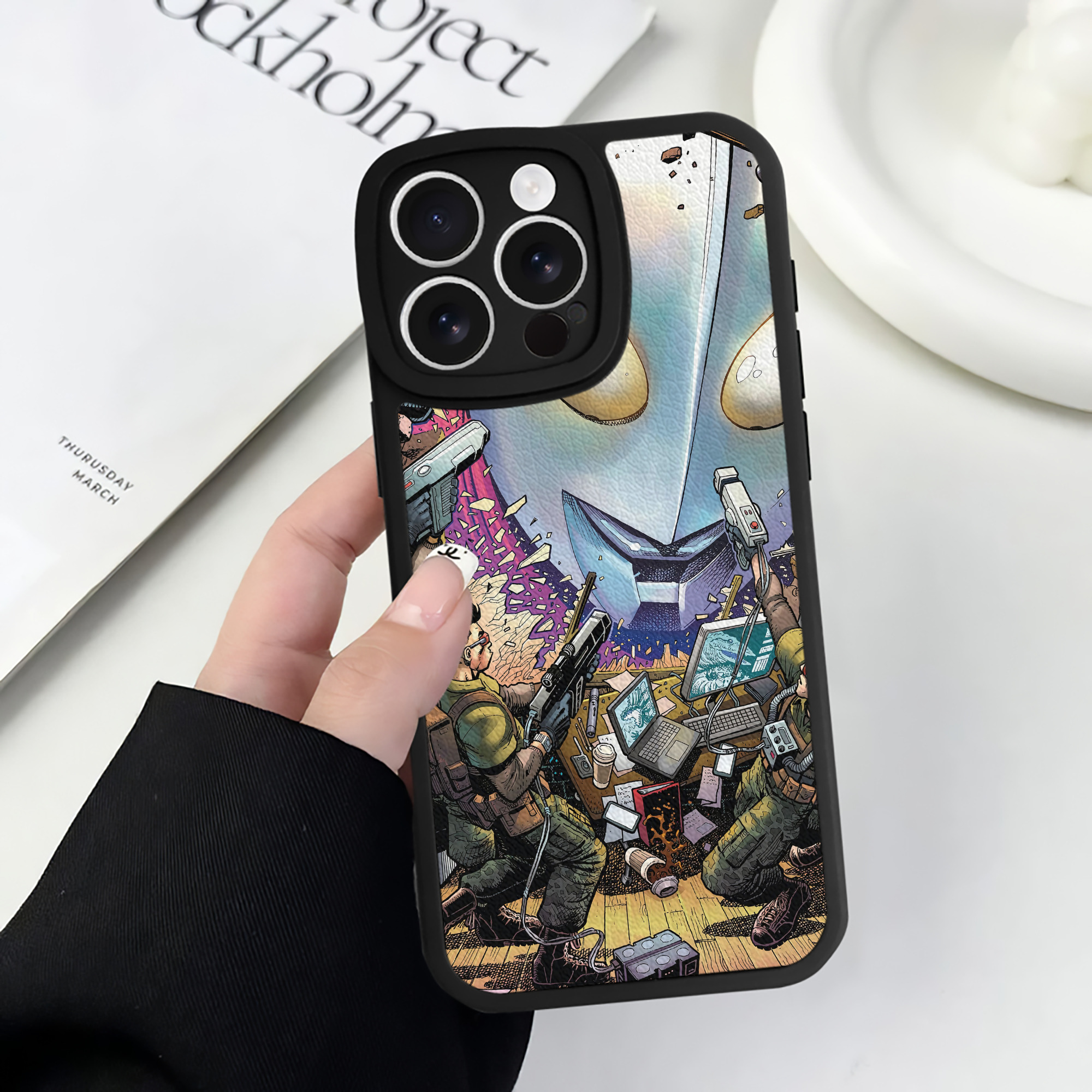 （画像用） ウルトラマン Ultraman 【iPhone 16シリーズ対応】シリコンスマホケース（レザー調） 材質：シリコン